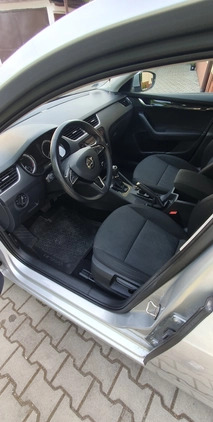 Skoda Octavia cena 64200 przebieg: 143190, rok produkcji 2017 z Błonie małe 254